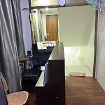 Gren Place Near Baclaran Airport Road By Reddoorz