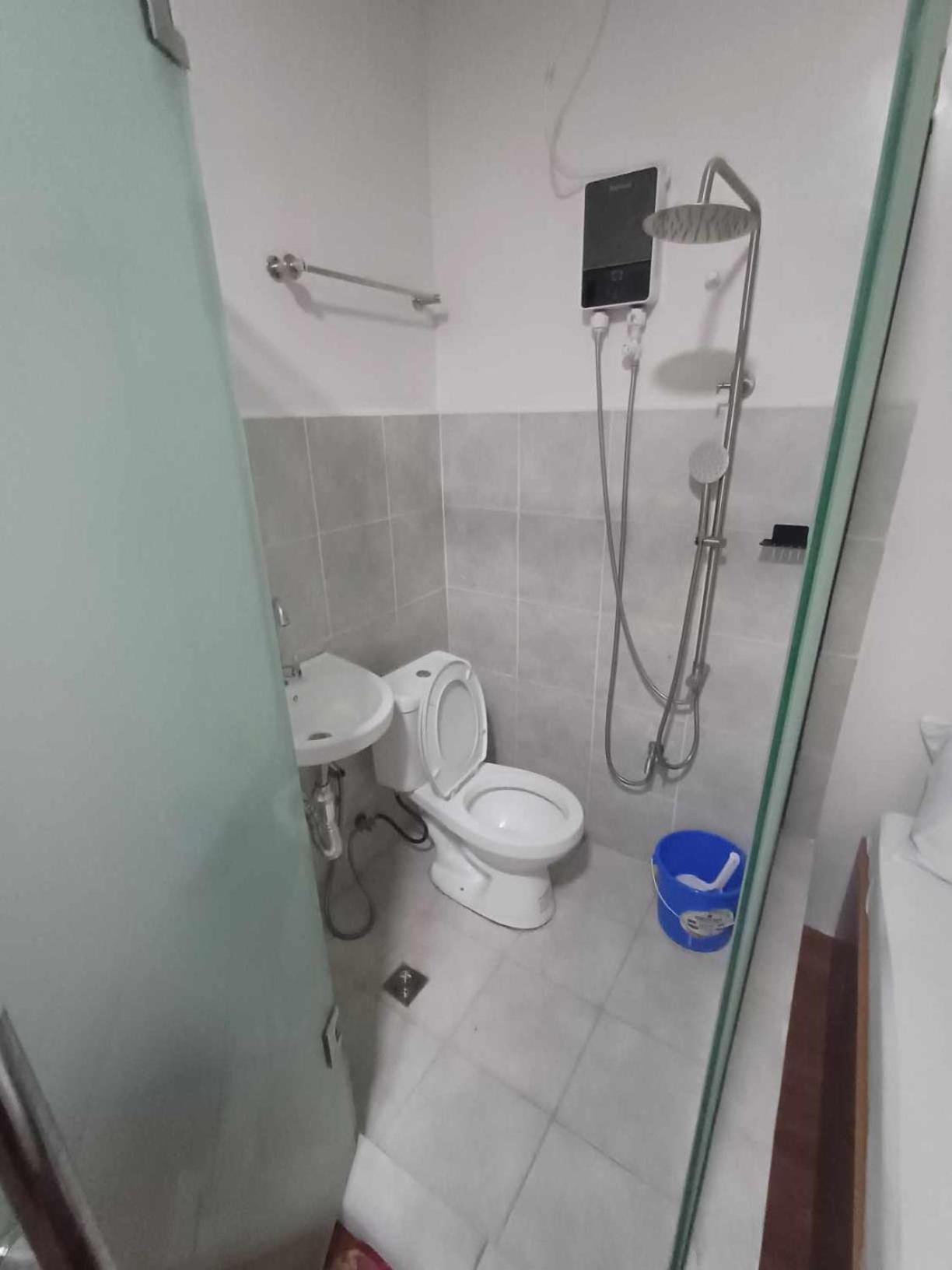 Gren Place Near Baclaran Airport Road By Reddoorz Hotel *