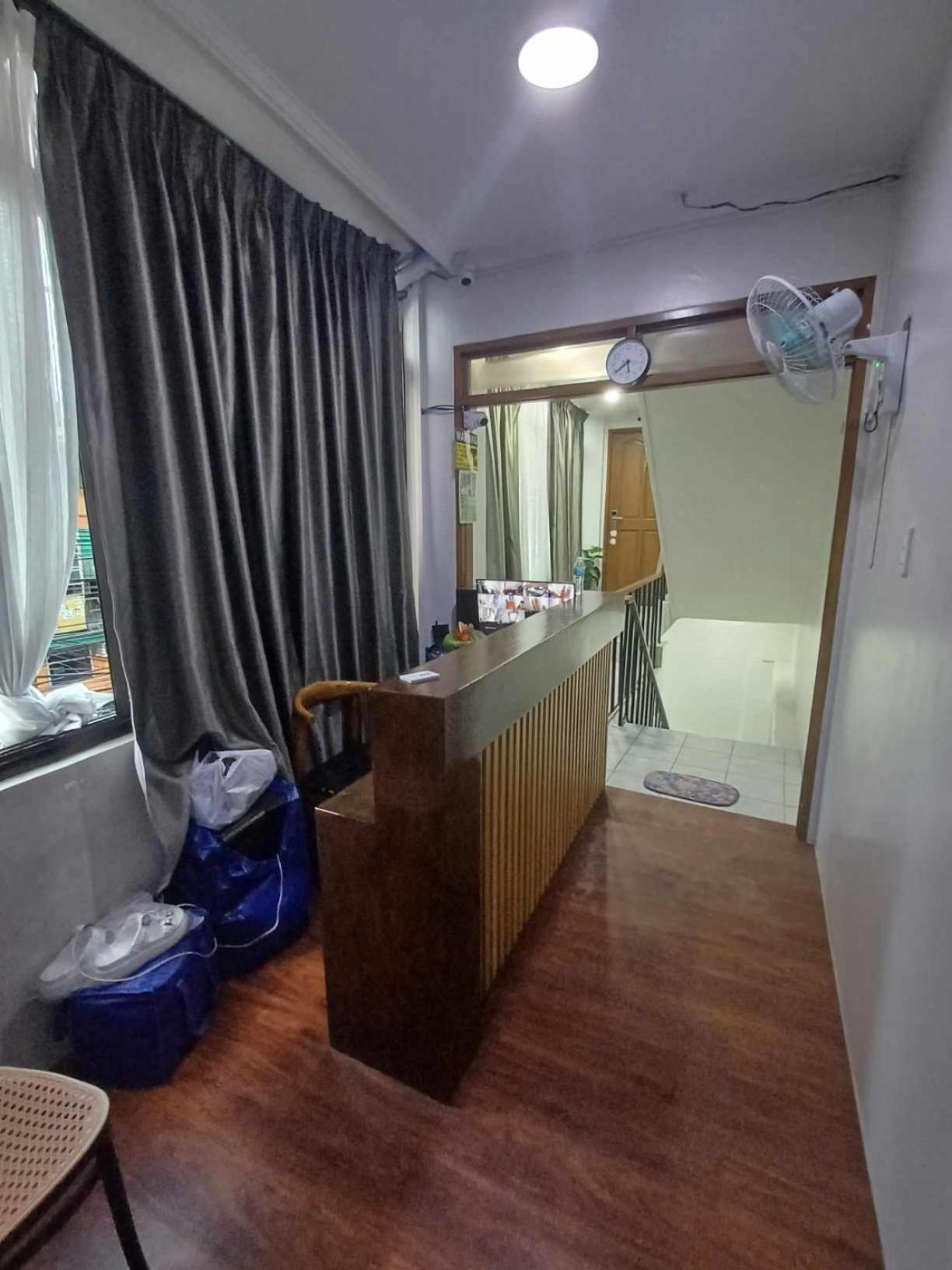 Hotel Gren Place Near Baclaran Airport Road By Reddoorz *